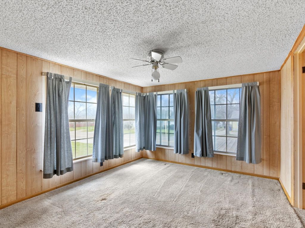 property-img