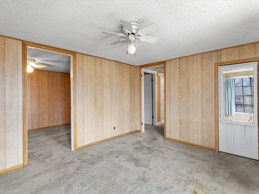 property-img