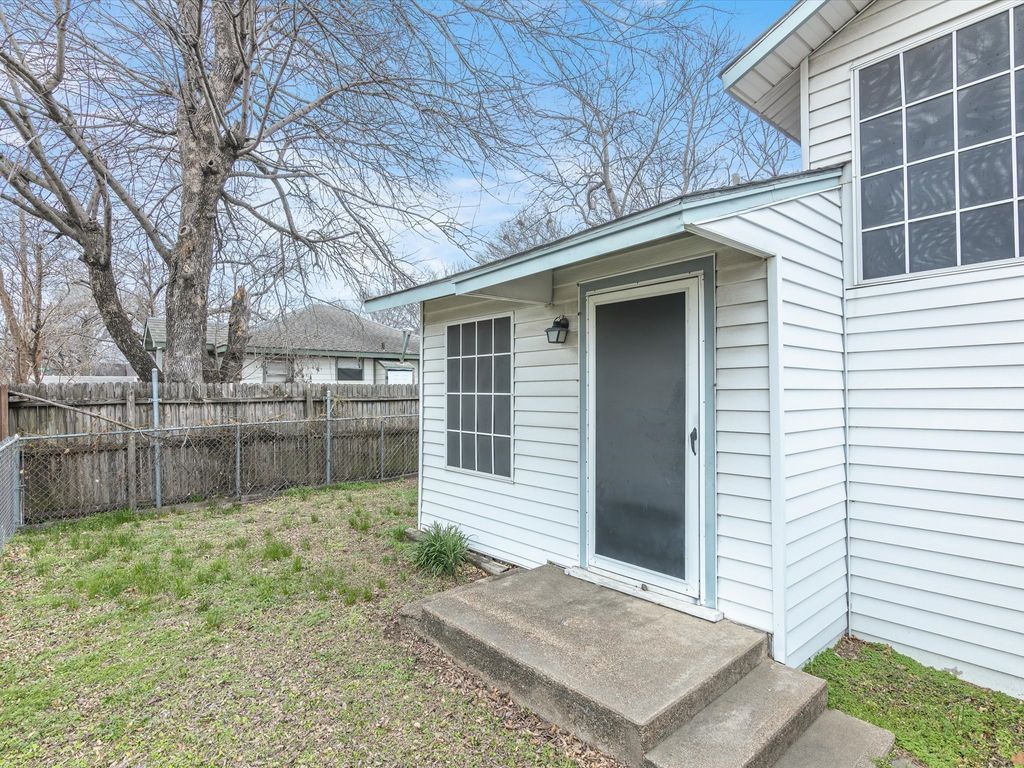 property-img