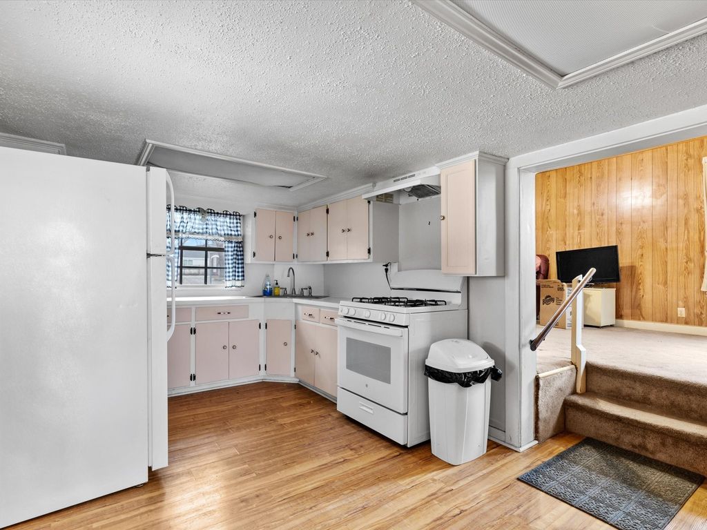 property-img