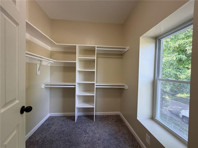 2450 Olive Street, Kansas City, MO 64127
