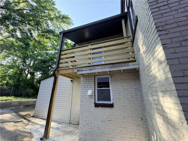 2450 Olive Street, Kansas City, MO 64127