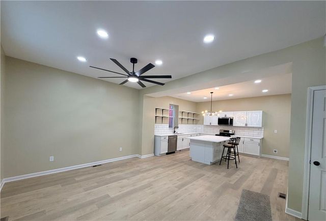 2450 Olive Street, Kansas City, MO 64127