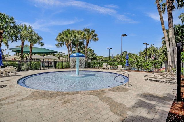 1775 ANNANDALE Circle, Royal Palm Beach, FL 33411