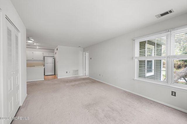 8 Lafayette Court, North Brunswick, NJ 08902