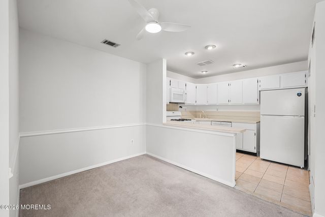 8 Lafayette Court, North Brunswick, NJ 08902