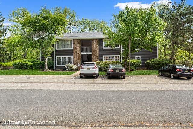 8 Lafayette Court, North Brunswick, NJ 08902