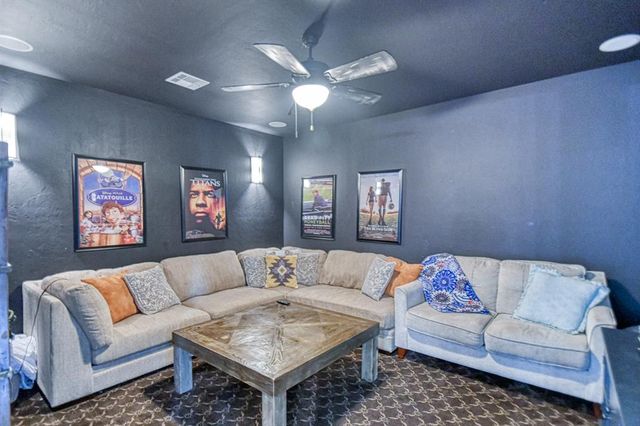 2233 War Eagle Lane, Yukon, OK 73099