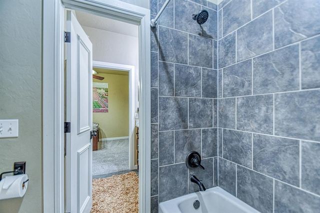 2233 War Eagle Lane, Yukon, OK 73099