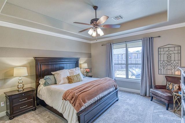 2233 War Eagle Lane, Yukon, OK 73099