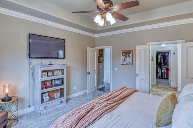 2233 War Eagle Lane, Yukon, OK 73099