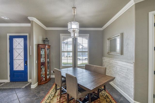 2233 War Eagle Lane, Yukon, OK 73099