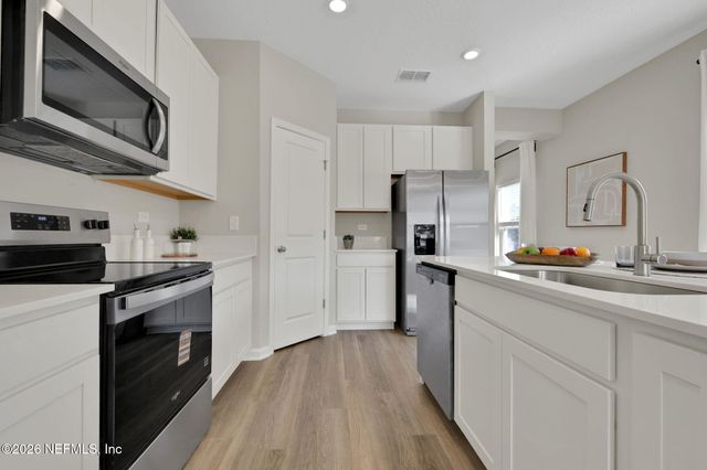 9154 TENDER Lane, Jacksonville, FL 32219