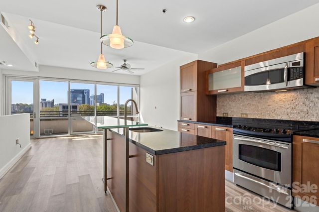 1133 Metropolitan Avenue 619, Charlotte, NC 28204