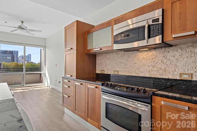 1133 Metropolitan Avenue 619, Charlotte, NC 28204