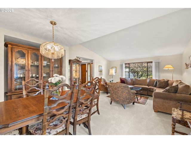 2112 Ne 158TH Ave, Portland, OR 97230