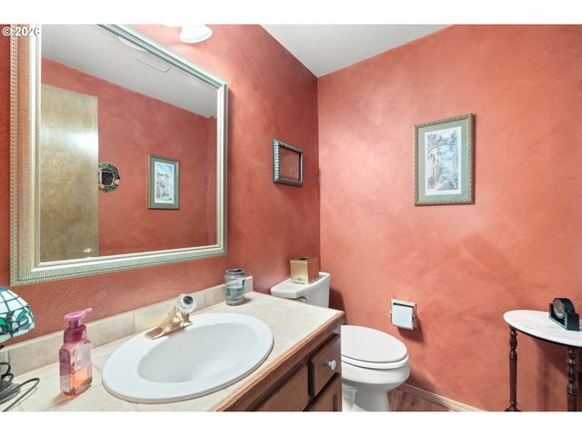 2112 Ne 158TH Ave, Portland, OR 97230