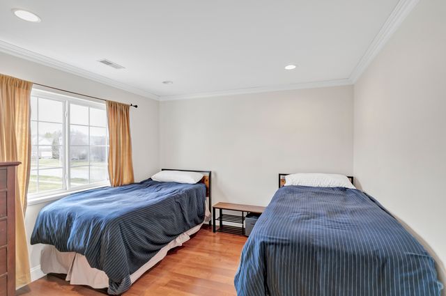 3355 Blue Ridge Drive, Carpentersville, IL 60110