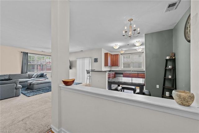 2424 Chancery Ln Apt 207, Chesapeake, VA 23321