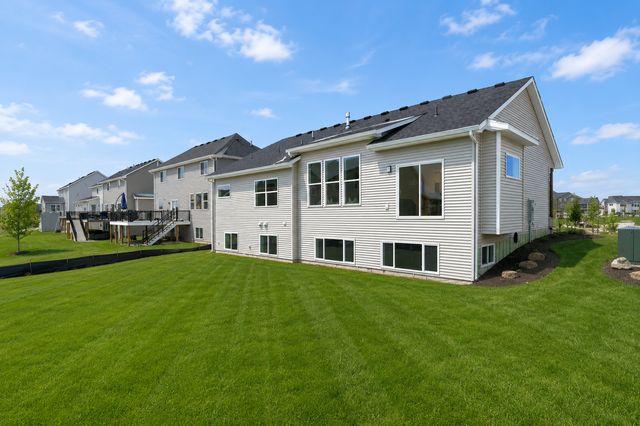 15593 Sycamore Street NW, Andover, MN 55304