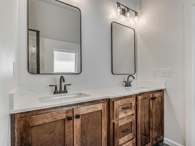 5101 Misty Wood Lane, Mustang, OK 73064
