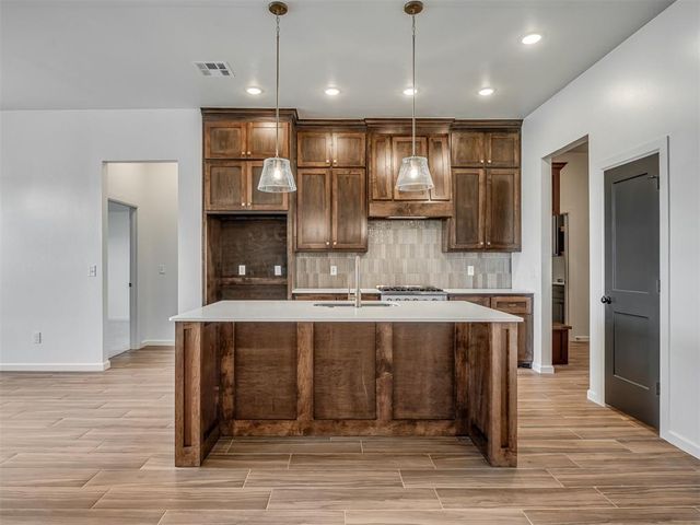 5101 Misty Wood Lane, Mustang, OK 73064