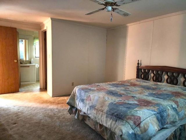 1407 Middle Road 48, Calverton, NY 11933
