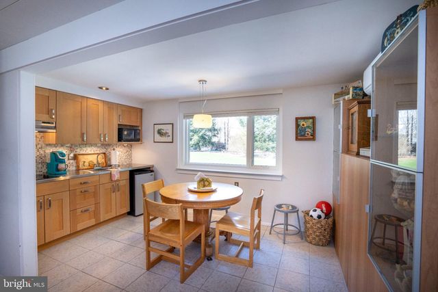 327 ARBOR WAY, State College, PA 16803