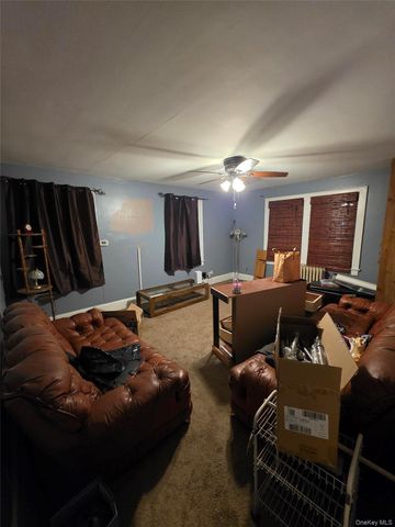 121 4th Street, Hicksville, NY 11801