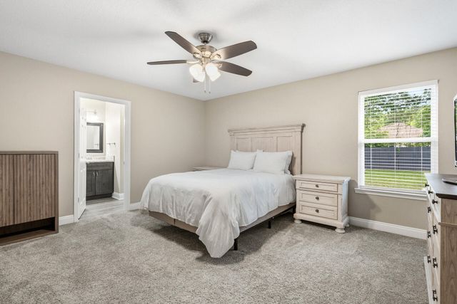 3172 Main Street, Crestview, FL 32539