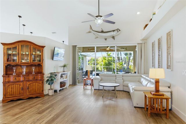 978 BOUNDARY BOULEVARD, Rotonda West, FL 33947