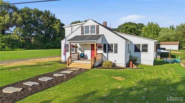 106 Guinzy Hill, Collinsville, IL 62234