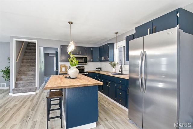 106 Guinzy Hill, Collinsville, IL 62234