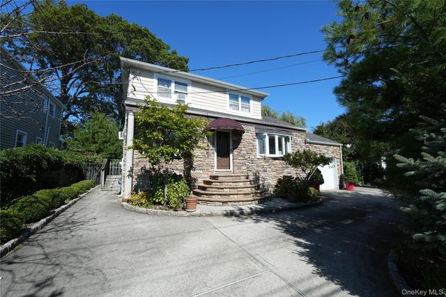 368 Merrifield Avenue, Oceanside, NY 11572