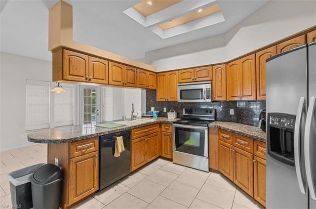 1040 Bay Harbor DR, Englewood, FL 34224