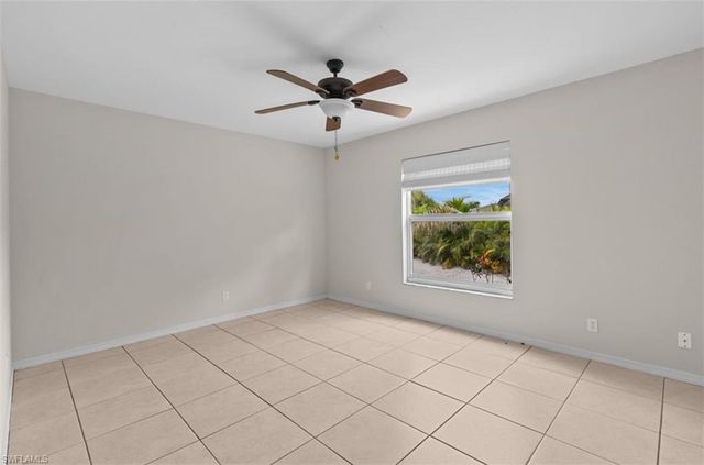 1040 Bay Harbor DR, Englewood, FL 34224