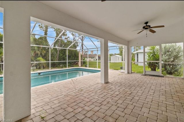 1040 Bay Harbor DR, Englewood, FL 34224