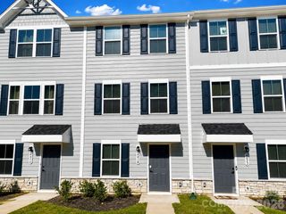 4018 Drakeford Towns Alley, Charlotte, NC 28208
