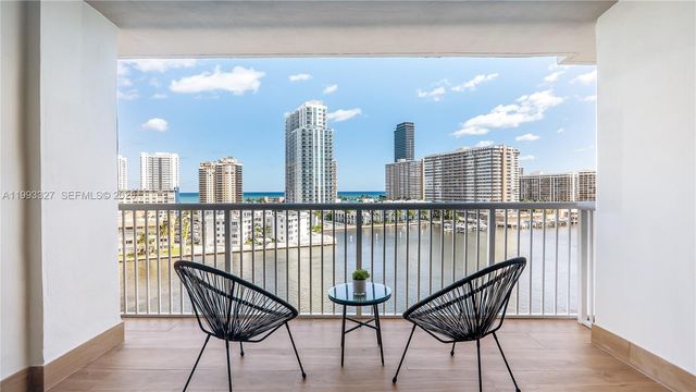121 Golden Isles Dr 803, Hallandale Beach, FL 33009