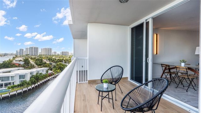 121 Golden Isles Dr 803, Hallandale Beach, FL 33009