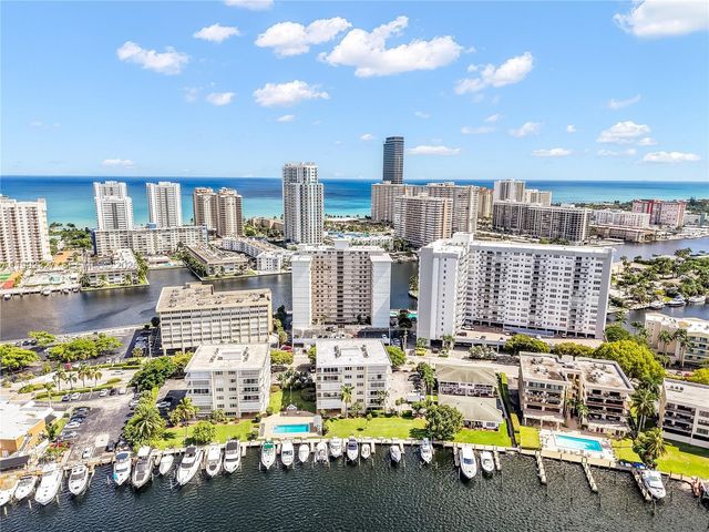 121 Golden Isles Dr 803, Hallandale Beach, FL 33009