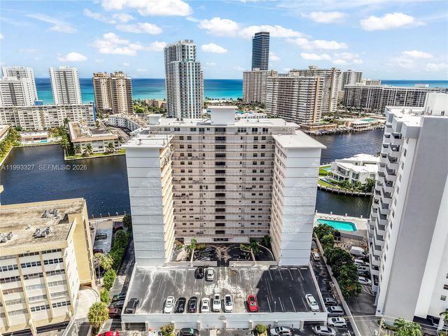 121 Golden Isles Dr 803, Hallandale Beach, FL 33009