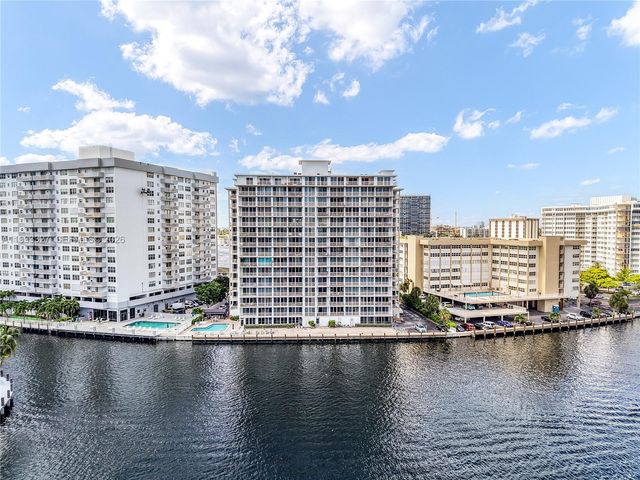 121 Golden Isles Dr 803, Hallandale Beach, FL 33009