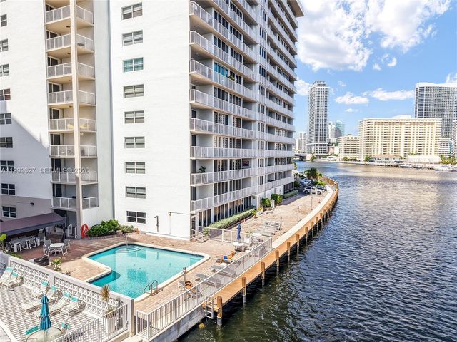 121 Golden Isles Dr 803, Hallandale Beach, FL 33009