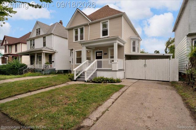 3738 Seneca Street, Detroit, MI 48214
