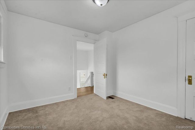 3738 Seneca Street, Detroit, MI 48214