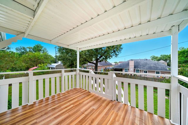 3731 Indian Mound Trail, Crosby, TX 77532