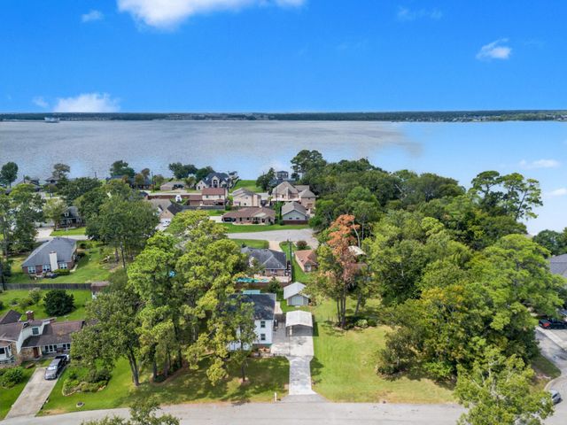 3731 Indian Mound Trail, Crosby, TX 77532