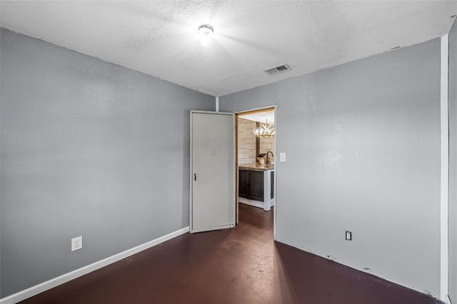 9205 W State Highway 31, Corsicana, TX 75110