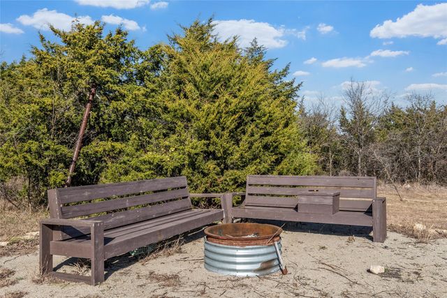 9205 W State Highway 31, Corsicana, TX 75110